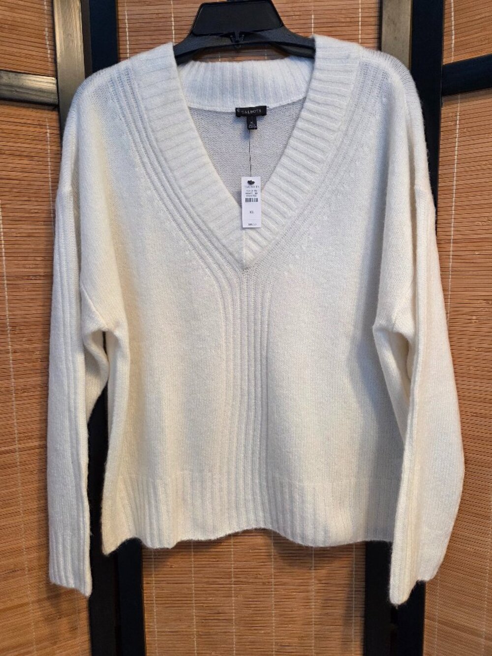 Talbots XL White Ribbed V-Neck Wool Blend Sweater Boxy Relaxed Coastal Cottage
